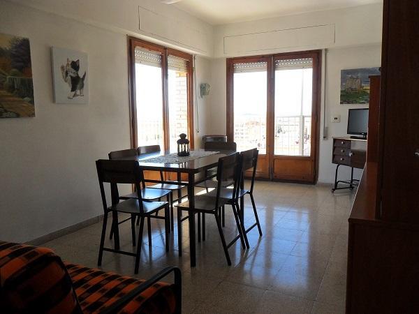 Appartamento Apartamento Espert Perelló Esterno foto