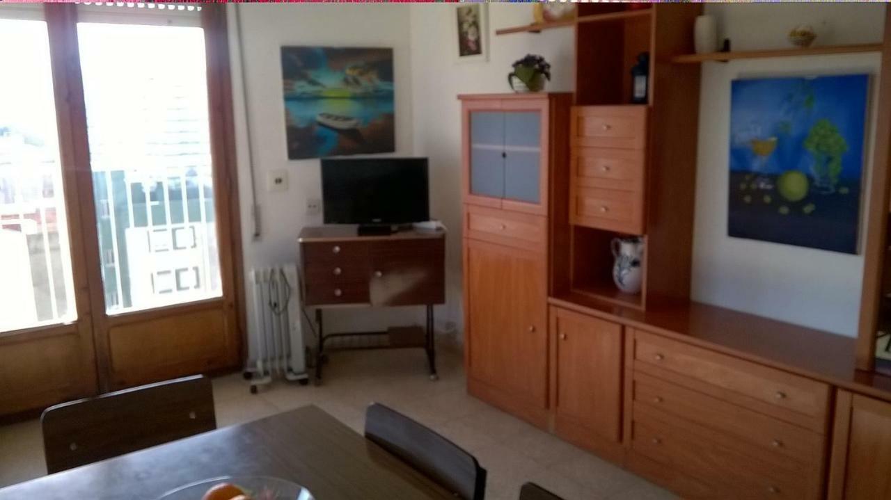 Appartamento Apartamento Espert Perelló Esterno foto